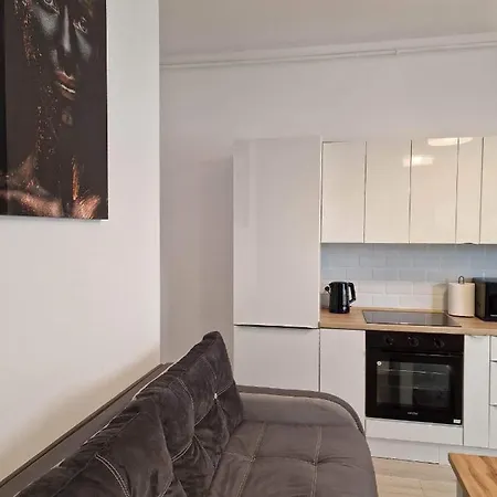 Cozy Corner Apartment *